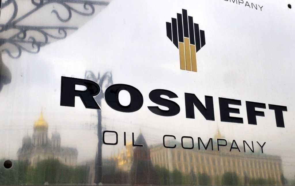 एस्सार-Essar-Oil-completes-sale-of-India-assets-Rosneft