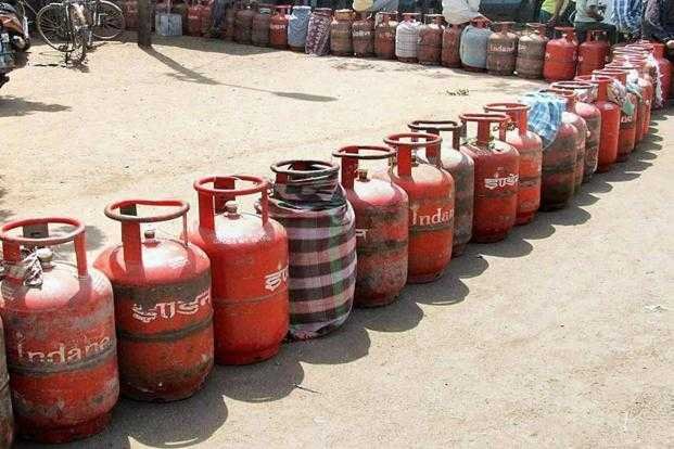 गॅस सिलिंडर-Gas-cylinder-price-hike