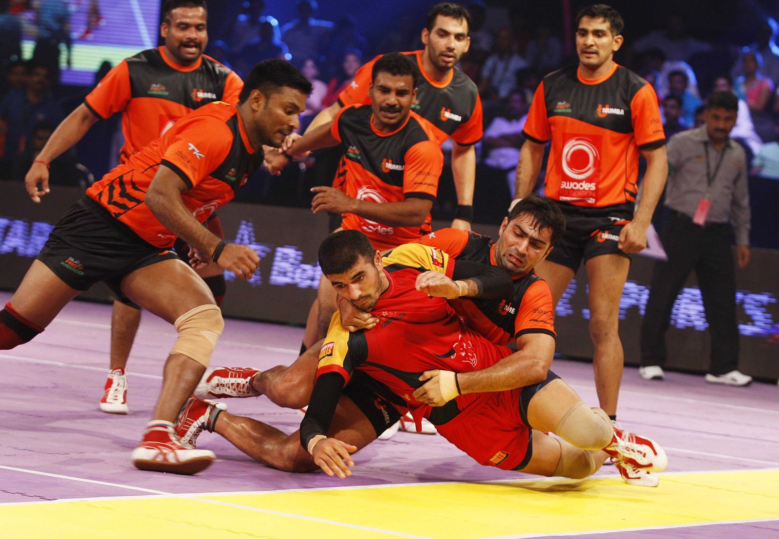 Mumbai out into Pro-Kabaddi