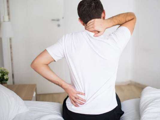 पाठदुखी आणि मानदुखी - कारणे आणि उपाय | Self care for neck & back pain