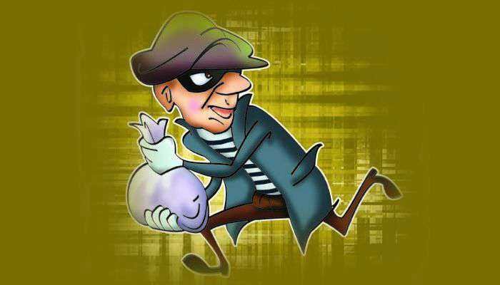 Pune : अॅमेझॉन कंपनीच्या गोडाऊन मधून साडेतीन लाखांचा माल चोरीस | robbery in amazon warehouse