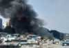 शिवाजीनगर येथील पाटील इस्टेट झोपडपट्टीत भीषण आग; १०० घरे आगीच्या भक्षस्थानी | major fire at pune patil estate slum shivajinagar