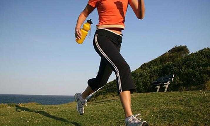 धावण्यासारखा व्यायाम करूनही वजन घटत नसल्यास या गोष्टी विचारात घ्या. | reasons youre not losing weight while running