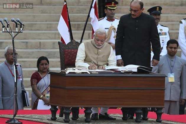 लोकसभा | Modi government sworn in today, 8 thousand peopleभा |