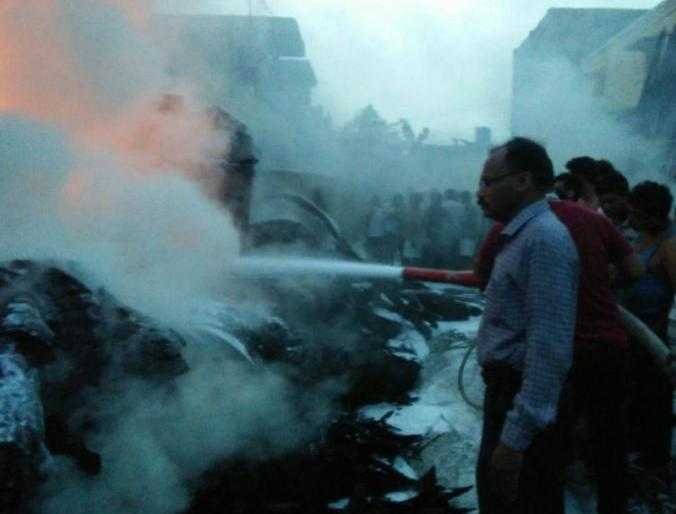आग | Fire in tire godown in Amravati