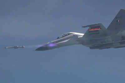 सुखोई-30द्वारे | Successful testing of 'Astra' missile by Sukhoi-30