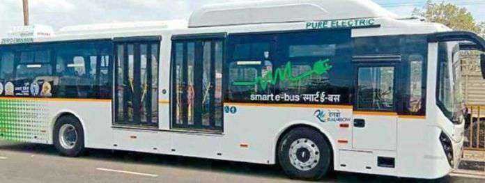 चार्जिंग पॉईंट | Only 6 charging points in the stockpile: More problems will increase if the bus is increased