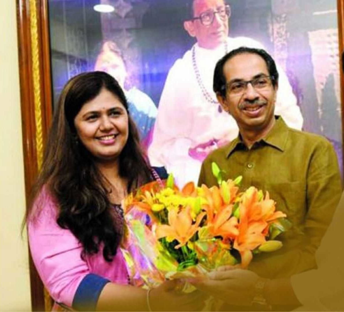 Big shock to BJP? Will Pankaja Munde be supported by Shiv Sena with a score of 3-4 MLAs?