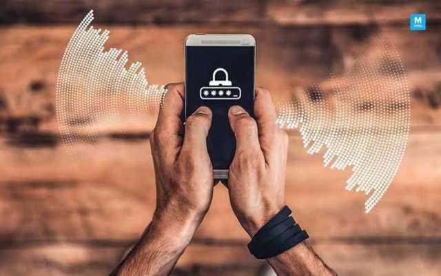 स्मार्ट फोन |Shocking; Hacking is done using this smart phone