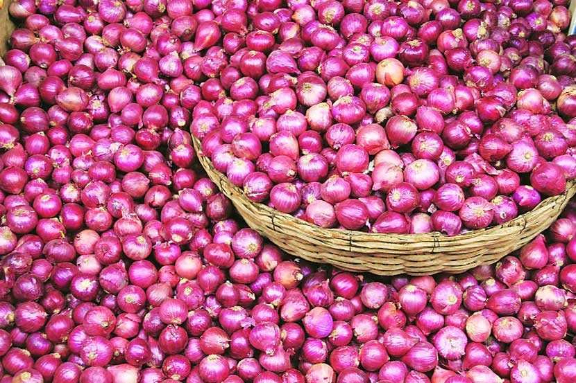 निर्यातबंदी-होऊनही-कांदा-Export-Despite-Ban-Onion
